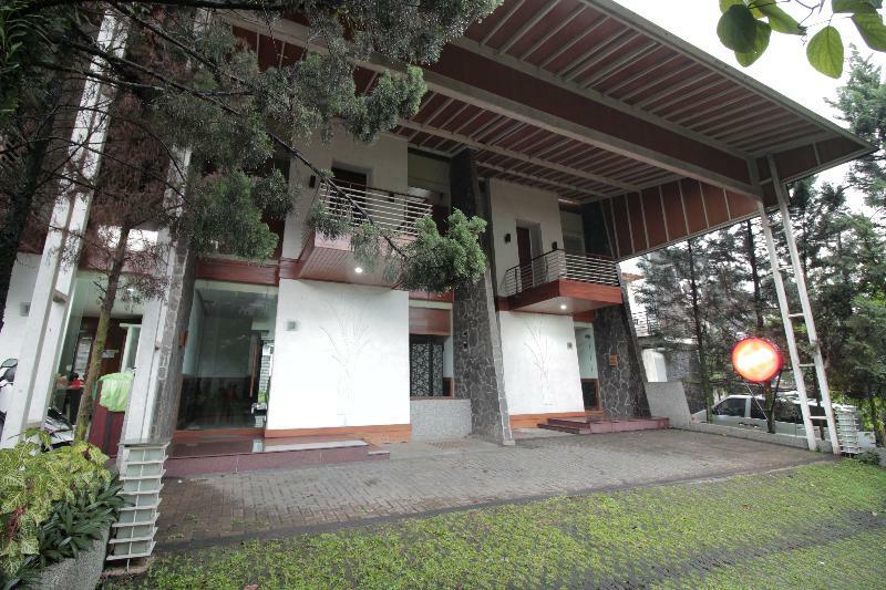 Hotel Oyo 229 Hi Quality Bandung Zewnętrze zdjęcie